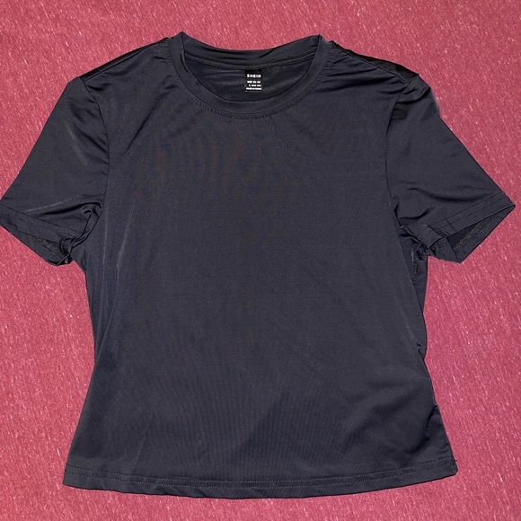Shein Bae Solid Fitted T-shirt bundle - Picture 5 of 8